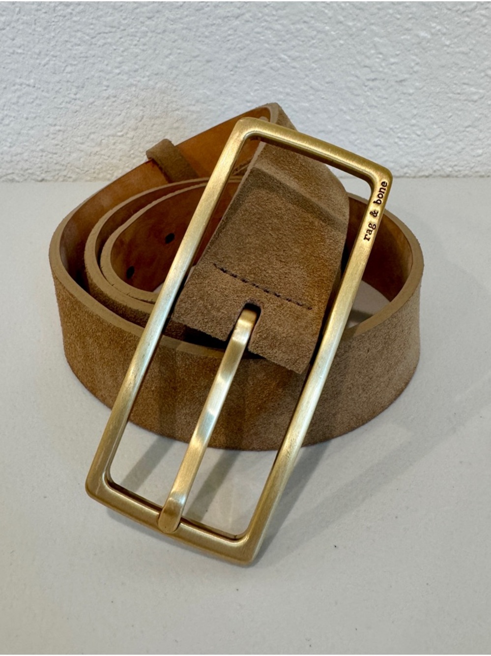 Women’s Rag & Bone Rebound Suede Belt Camel Gold Buckle XS Luxury Minimalist - Picture 2 of 7